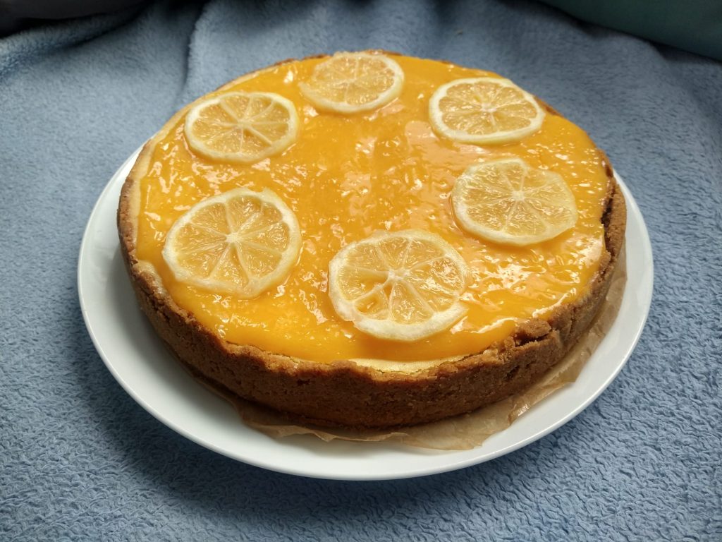 Lemon cheesecake