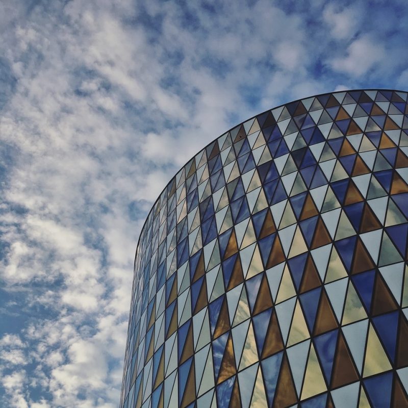 Aula medica from below looking up at the sky above