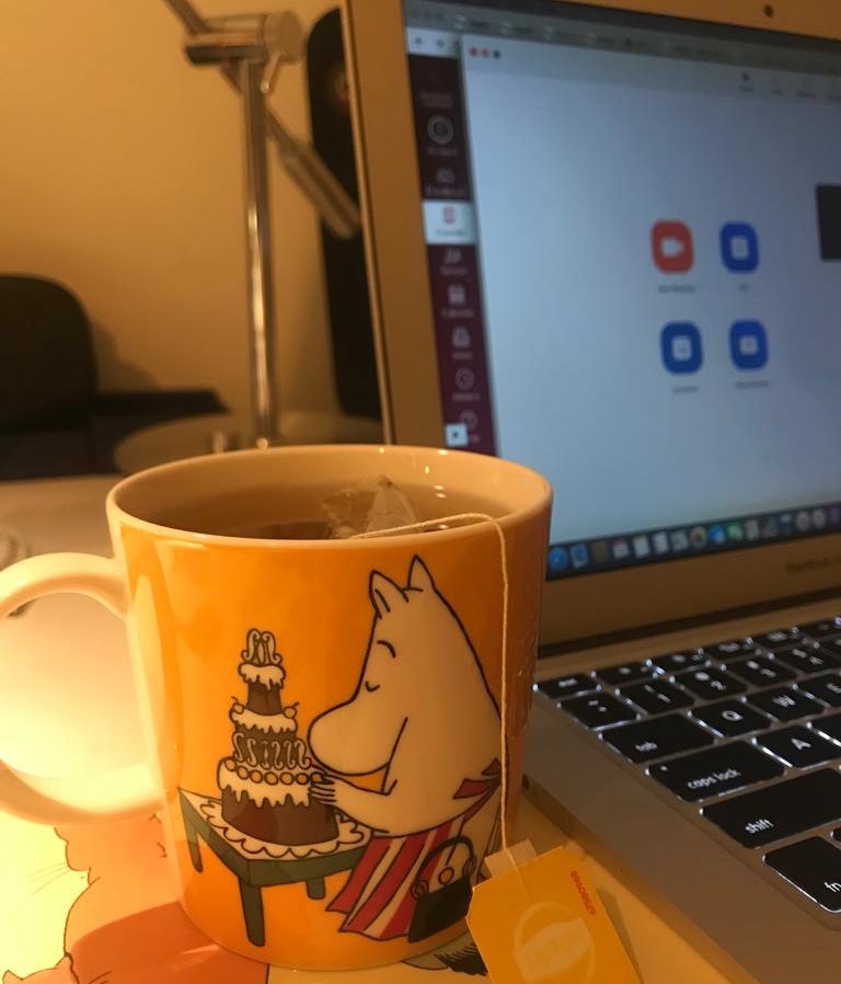 Cup of tea + laptop