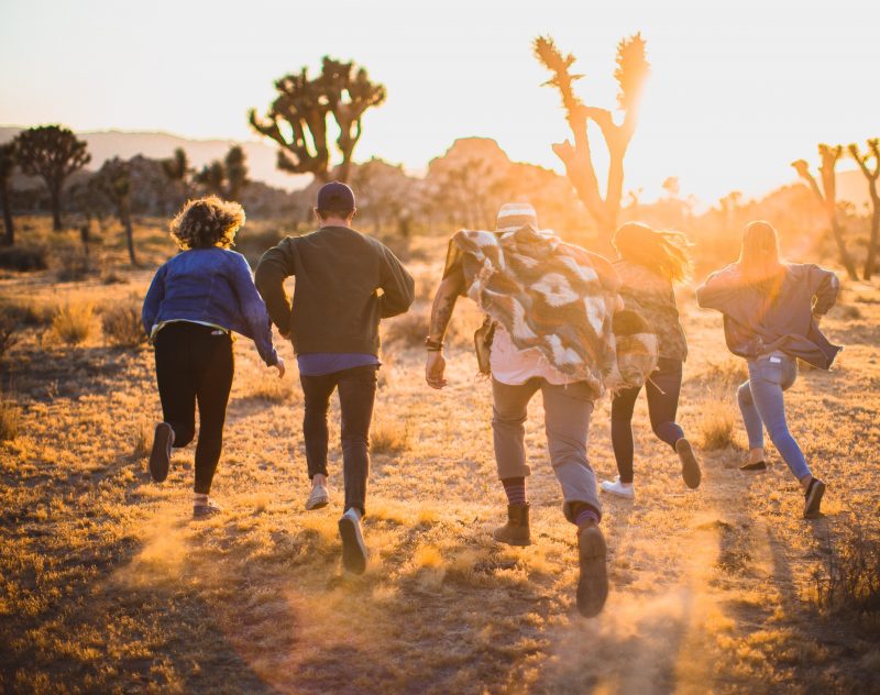 picture of people running