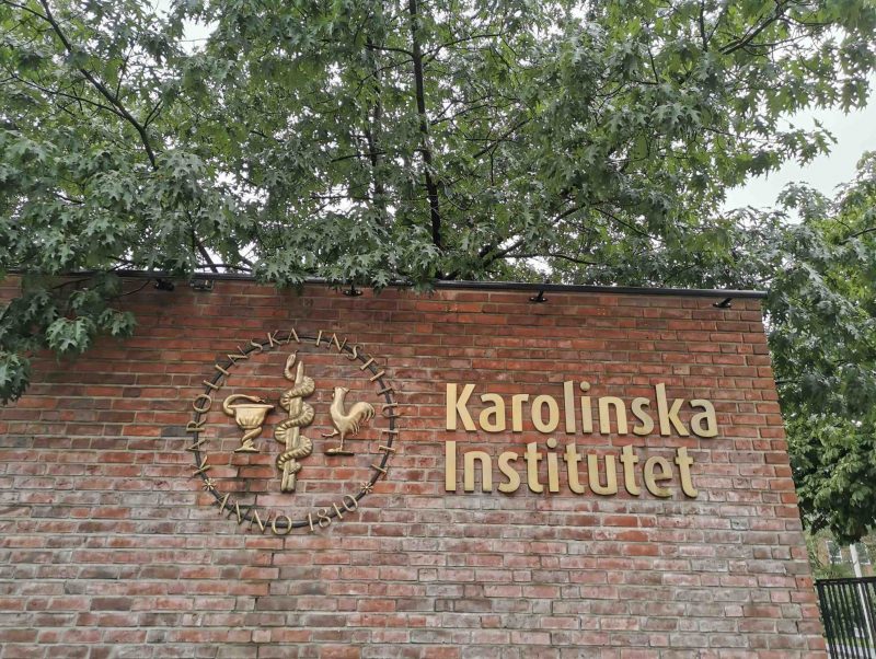 photo of wall outside of Karolinska Institutet