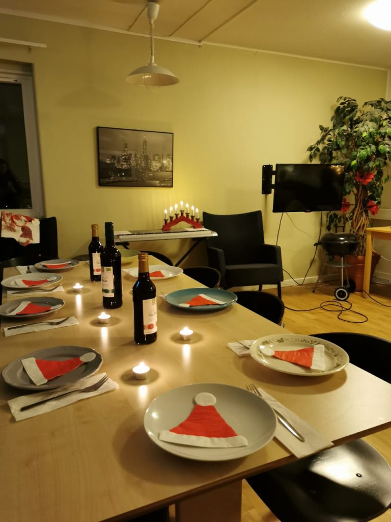 Christmas Dinner in the Jägargatan corridor. 