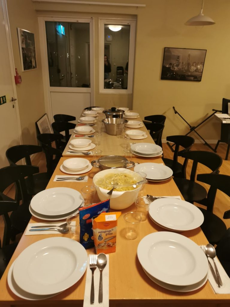 Dinner in Jägargatan.