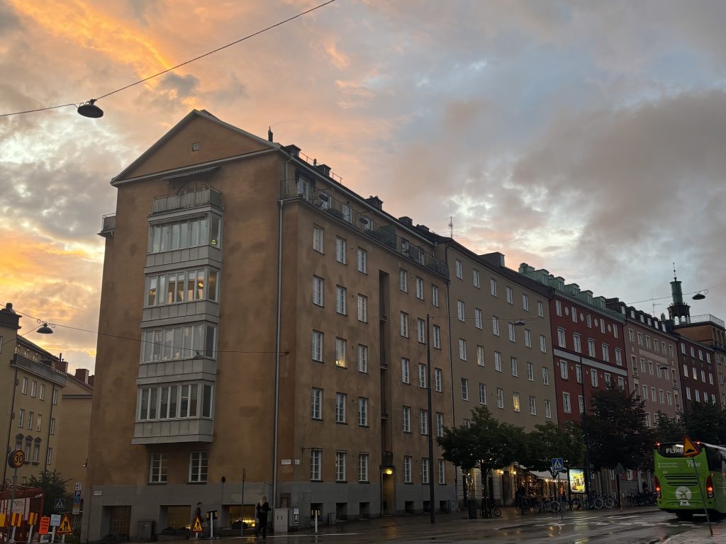 Vasastan sunset. Photo credit: Luis Barcena